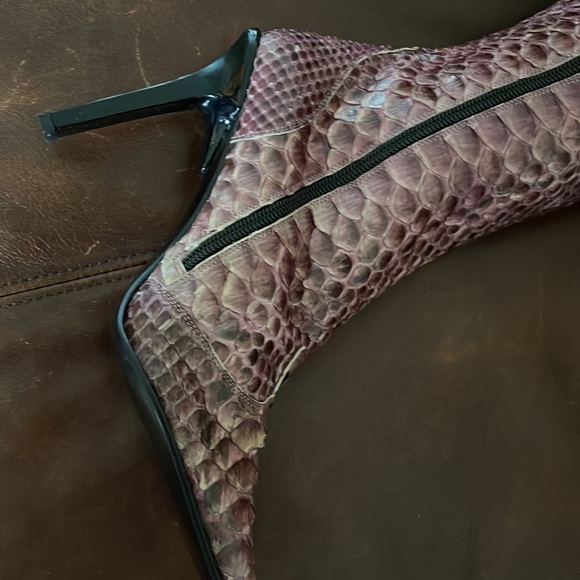 Burgundy/python boots - Picture 3 of 10